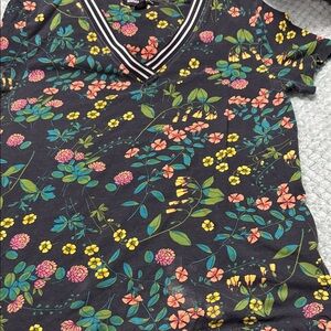 Nautica Kids Floral V-Neck Tee - Black Multicolor